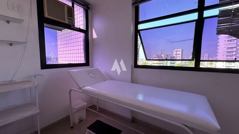 Imagem Sala comercial mobiliada para venda
