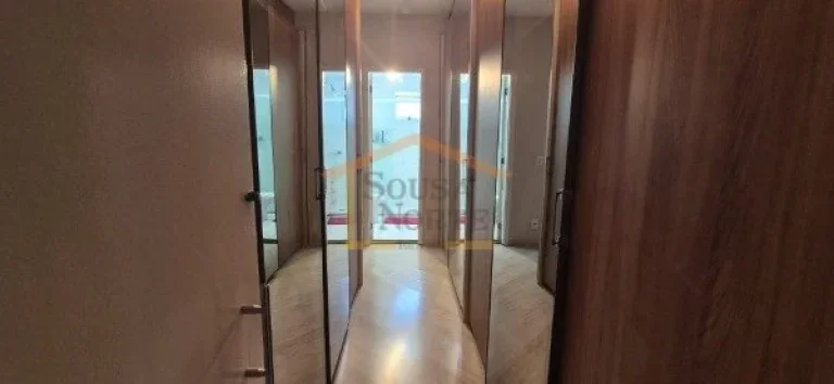 Imagem Apartamento com 142m², dispõe de 3 dormitórios, sendo 3 suites, sala para dois ambientes, varanda...
