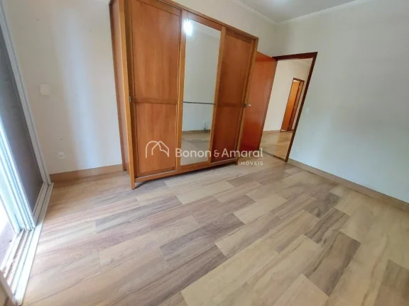 Imagem Venha viver com tranquilidade, segurança e fácil acesso a Campinas!
Localizada em condomínio arbo...