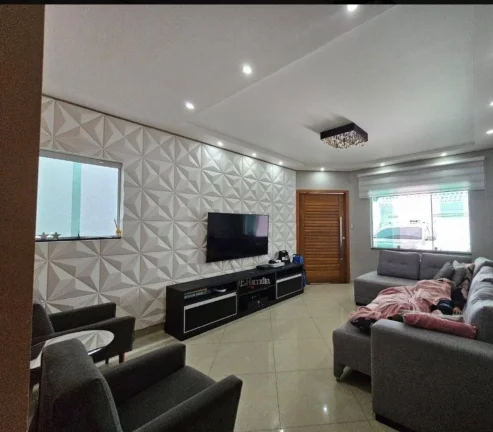 Imagem Sobrado Marvilhoso 180 m² com 3 Dormtorios 3 suites e 4 vagas de Garagens