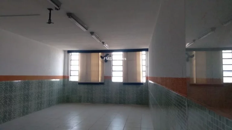 Imagem Prédio comercial com 2618m2 em São Miguel