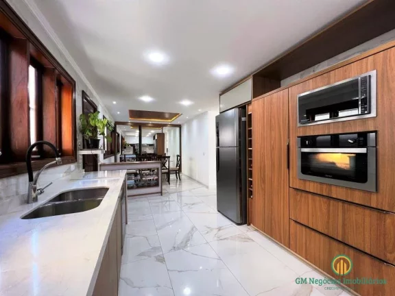 Imagem Casa em condomínio com 4 suítes - São Paulo II