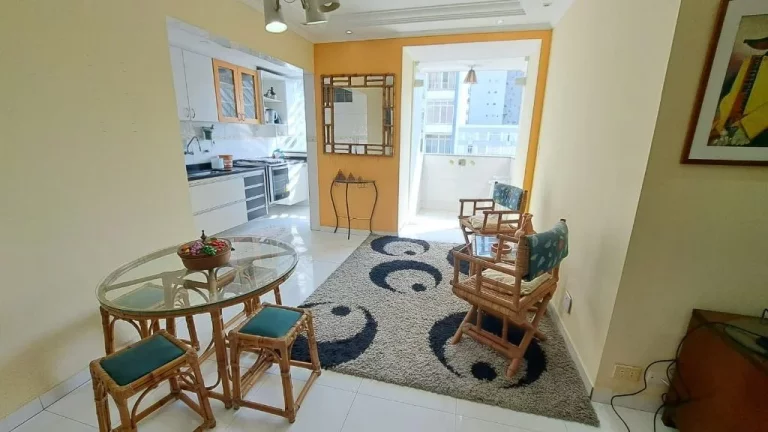 Imagem PITANGUEIRAS- CALÇADÃO , MARAVILHOSO APARTAMENTO , LOCALIZAÇÃO ESPETACULAR , GARAGEM NO PRÉDIO.