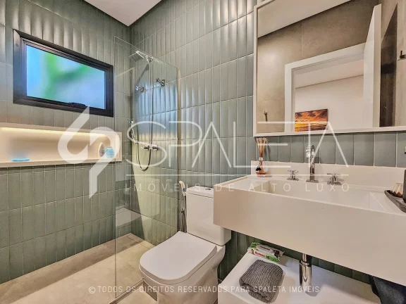 Imagem Magnífica residência totalmente mobiliada, decorada e com elevador à venda em Riviera de São Lourenço