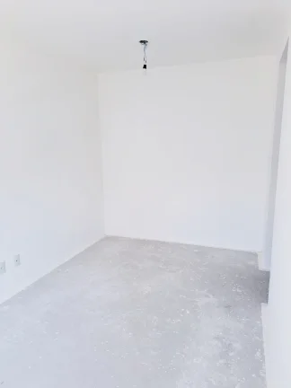 Imagem Apartamento 79M², 3Q, 1 Suíte, 2 Banheiros, 1 Vaga, Academia, Churrasqueira, Piscina Adulto e Infantil, Salão de Festas e Jogos, Quadra, Playground.