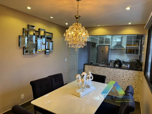 Imagem Apartamento recém reformado em 126m² com 3 dorms, 1 suíte, 3 vagas com localização privilegiada na região do Tatuapé/SP