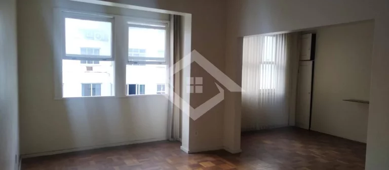 Imagem Apartamento de 2 Quartos para Venda em Copacabana com 100 m²