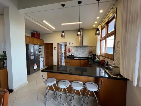 Imagem Sobrado com 4 dormitórios à venda, 380 m² por R$ 3.240.000,00 - Condomínio Residencial Monte Carlo - São José dos Campos/SP