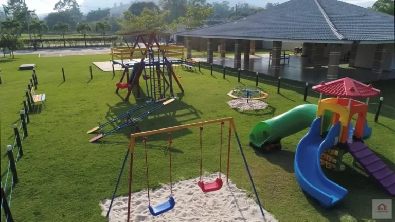 Imagem Terreno à venda no bairro Pilar em Maricá/RJ