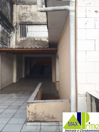 Imagem TERRENO COM 03 CASAS E 01 SALÃO COMERCIAL.
