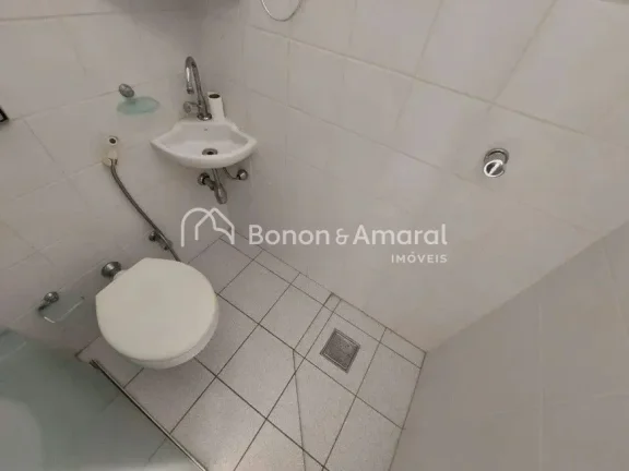 Imagem Amplo apartamento à venda no Ed. Dona Amélia, no Cambuí, Campinas. Com 190 m², o imóvel dispõe...