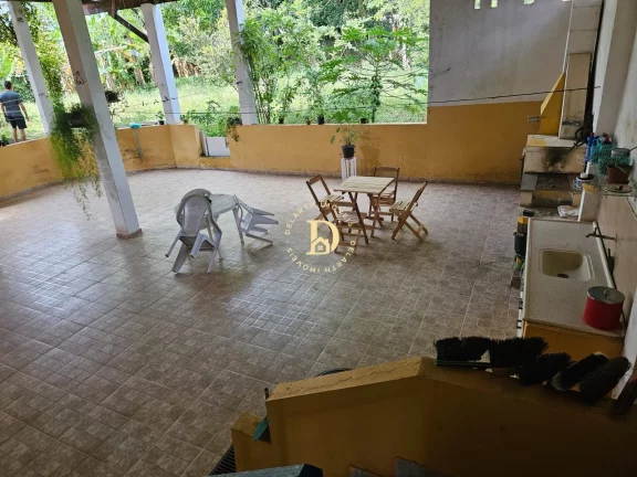 Imagem Casa - Bom Retiro - SJCampos - 03 Dormitórios (01 Suíte) - 355m²