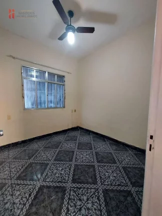 Imagem CASA de 2 quartos com VAGA DE GARAGEM para alugar na Vila Paula em Duque de Caxias/RJ