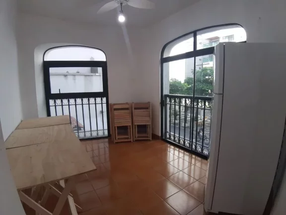 Imagem APARTAMENTO MOBILIADO, NO CALÇADÃO, 50 METROS DA PRAIA NA PITANGUEIRAS - GUARUJÁ