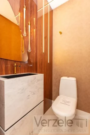 Imagem Apartamento Quadra Mar para Venda em Balneário Camboriú / SC no bairro Centro