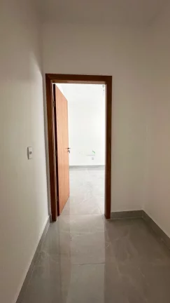 Imagem Sobrado Alto Padrão, 3 suítes, em Jardim Planalto, Goiânia/GO