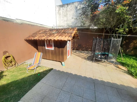 Imagem Casa à Venda, 327 m², 6 Dormitórios, (1 Suíte), Trindade, Florianópolis/SC