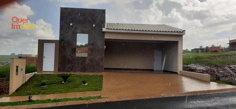 Imagem Casa em Condomínio à Venda: 3 Quartos, 1 Suíte, 2 Salas, 3 Banheiros e 2 Vagas, 150m² - Cravinhos-SP, Centro.