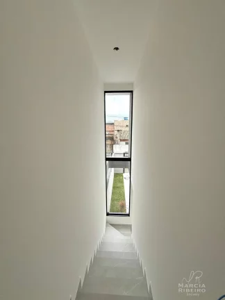Imagem Casa Geminada nos Ingleses com 3 dormitórios, sendo 1 suíte