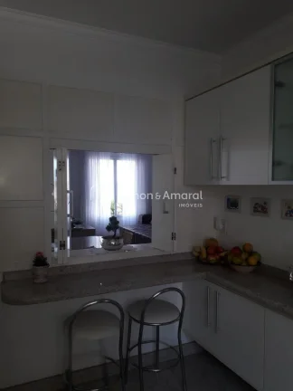 Imagem Este espaçoso apartamento oferece um estilo de vida completo e funcional, com três dormitórios, s...