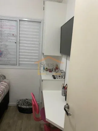 Imagem Apartamento com 3 dormitórios, sendo 1 suíte, 80m² de área útil, 1 vaga de garagem e um depósi...
