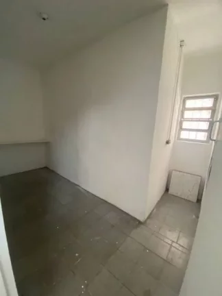 Imagem Oportunidade sólida para investidores: galpões industriais já alugados.