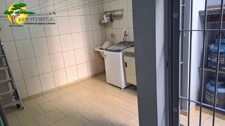 Imagem SOBRADO DE 144M² COM 3 DORM...apos;S E 2 VAGAS - PORTEIRA FECHADA!