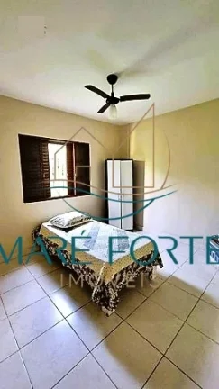Imagem AMPLA CASA COM CHURRASQUEIRA E QUINTAL