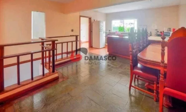 Imagem Sobrado à venda 3 Quartos, 1 Suite, 2 Vagas, 350M², Santa Maria, São Caetano do Sul - SP