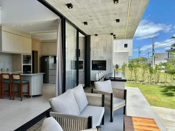 Imagem Casa em Condominio 4 Dormitórios - Bairro Remanso