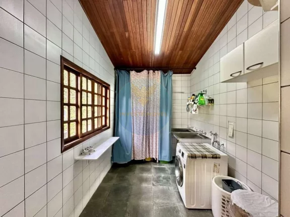 Imagem Casa integrada à venda na Granja Viana miolo, 4dorm, 2suítes