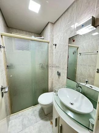 Imagem Apartamento com 03 dormitórios no centro de Balneário Camboriú