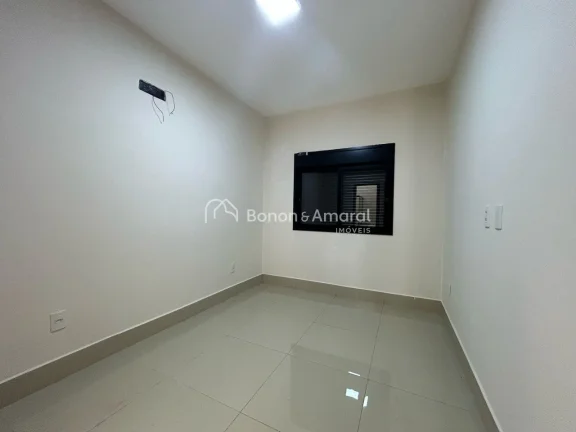 Imagem Casa de Luxo em Fase Final de Construção

Localizada em uma área privilegiada, esta casa de luxo ...