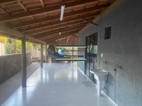 Imagem Sobrado moderno Condomínio Pontal do Lago, 3 dormitórios sendo 1 suíte, linving 3 ambientes, Delfinópolis - MG