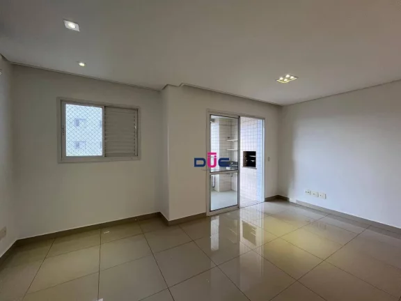 Imagem Apartamento com 2 Dormitórios, Suíte e 2 Vagas na Ponta da Praia