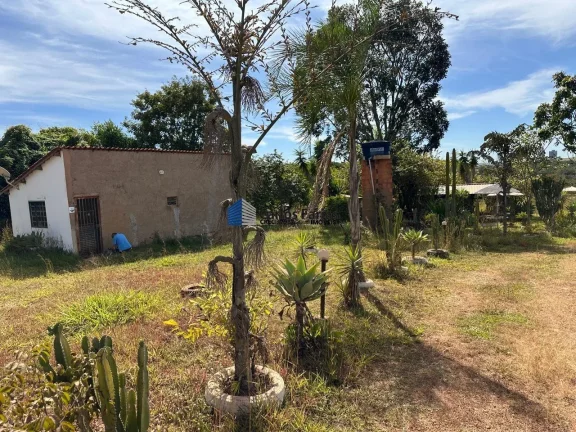 Imagem Chácara para Venda em Cidade Ocidental, Quintas Itapuã, 1 dormitório, 2 banheiros, 1 vaga