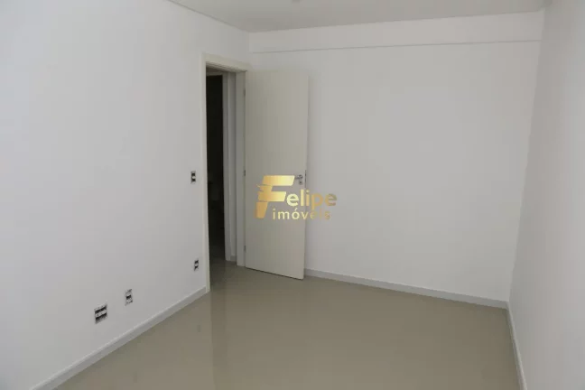 Imagem COBERTURA DUPLEX A UMA QUADRA DA PRAIA, SIMPLESMENTE INCRÍVEL!!