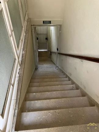 Imagem Casa Comercial na Vila Arens com 250m² por - R$ 3.500,00
