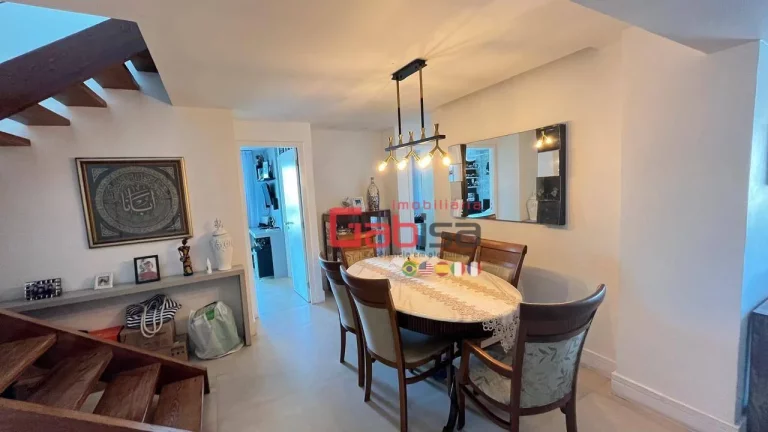 Imagem Cobertura com 4 dormitórios à venda, 130 m² por R$ 1.100.000,00 - Braga - Cabo Frio/RJ