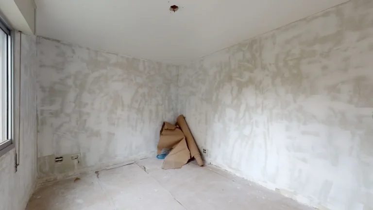 Imagem Apartamento em Reforma 156M², 3Q, 1 Banheiro, 2 Vagas.