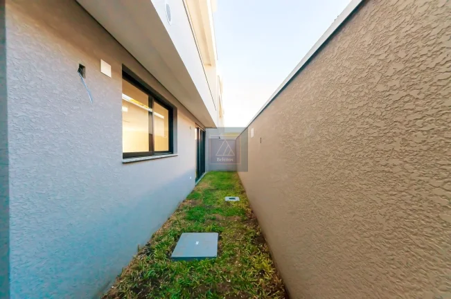 Imagem SANTA FELICIDADE - Sobrado em Condomínio Fechado. 3 suítes. 2 vagas. 169 m² privativos.