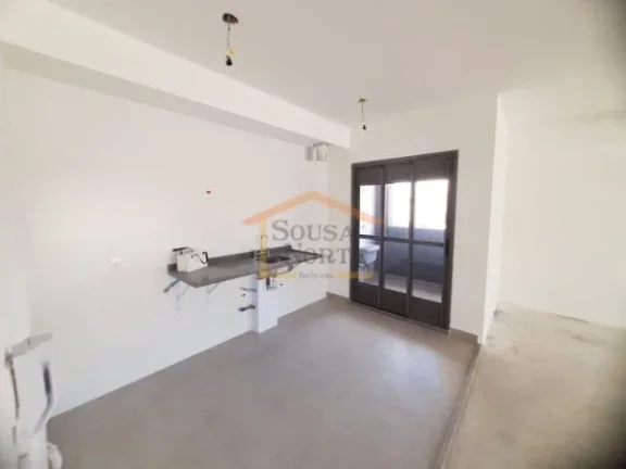 Imagem Apartamento recém-entregue, no contra piso, dispõe de 3 dormitórios, sendo os 3 suítes, sala par...