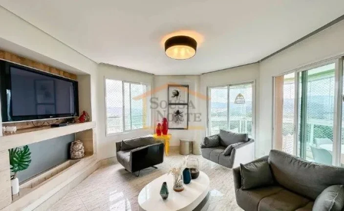 Imagem Apartamento espaçoso com 200m², composto por 3 dormitórios, sendo 3 suítes, com ambientes reform...