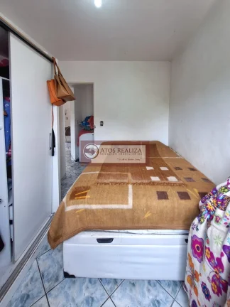 Imagem Apartamento em oportunidade venda no BNH Grajaú. Vendo Apartamento de 2 Dormitórios no BNH, proximo a estação Grajaú da CPTM, valor de oportunidade: R$ 160k. Aceita financiamento bancário, confira.