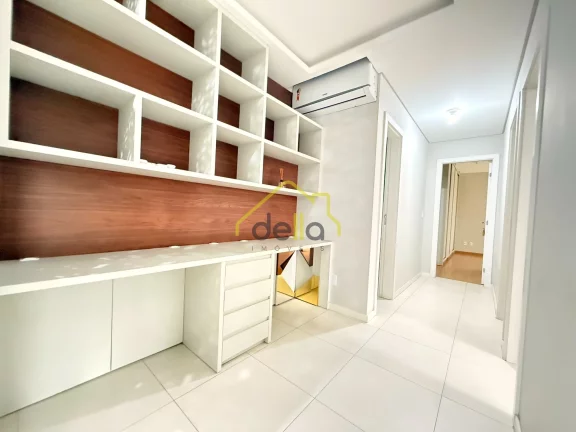 Imagem Apartamento mobiliado 2 vagas de garagem no Bom Retiro com fácil acesso para zona industrial !