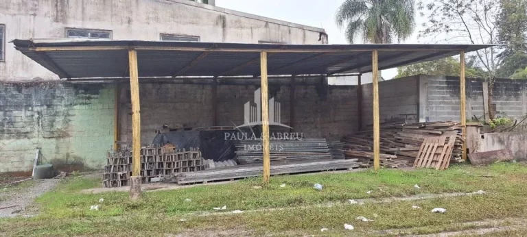 Imagem Aluga-se Terreno de 4.200m², ótimo para garagem de Caminhões e manutenção, etc...,j no Jardim Itapeva, Mauá-SP