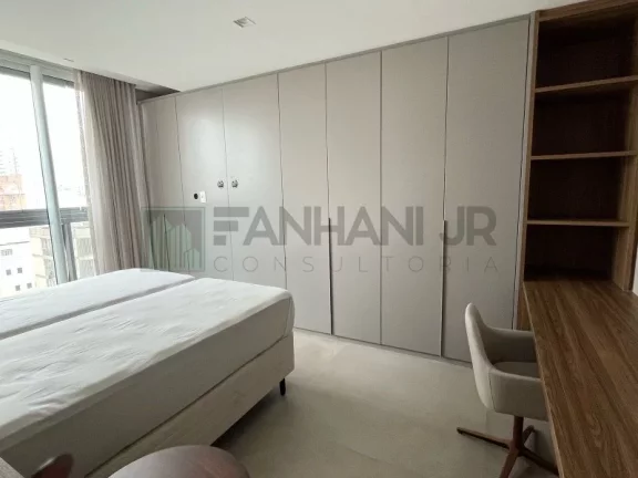 Imagem Apartamento de Luxo no Jardim Paulista: 3 Quartos, 2 Suítes, 3 Salas, 4 Banheiros, 3 Vagas de Garagem, 133m² de Área em São Paulo-SP!
