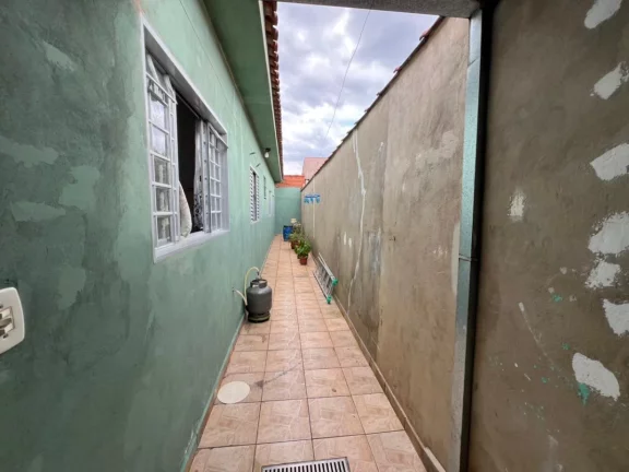 Imagem Casa de vila para venda em Recanto Elimar II com 3 quartos, 100m2