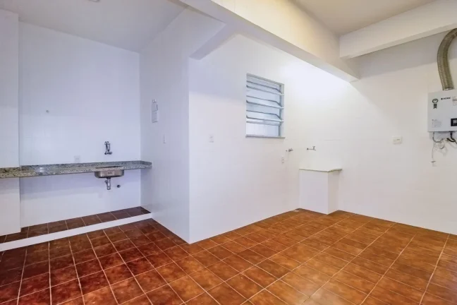 Imagem Apartamento Botafogo - 91M², 3 Dorms, Salão de Festas, Brinquedoteca, Playground, Área Verde.