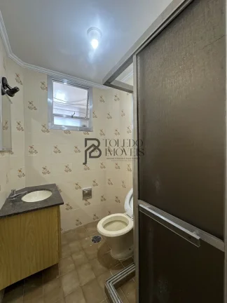 Imagem Apartamento 01 dormitório em prédio frente mar na Ocian, com VISTA MAR